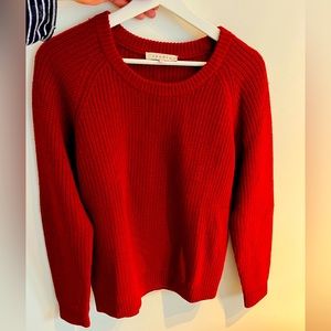 Size L but fits smaller - M.